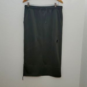 Nike Sports Pack NSFW Logo Midi Skirt